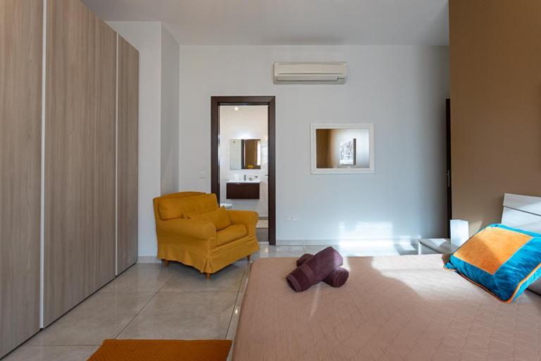 The Sea-Bank Villa Apartments Marsaskala Exterior photo