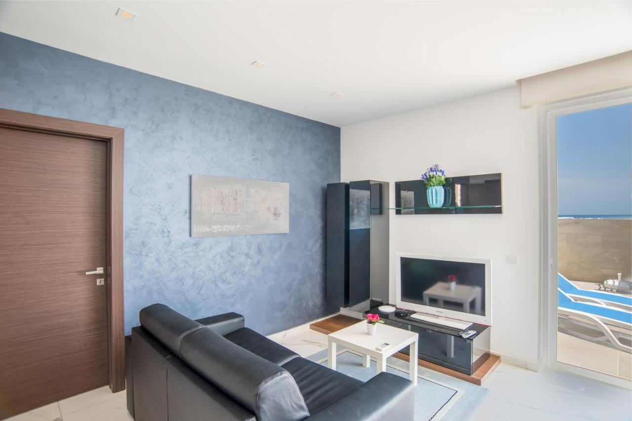 The Sea-Bank Villa Apartments Marsaskala Exterior photo