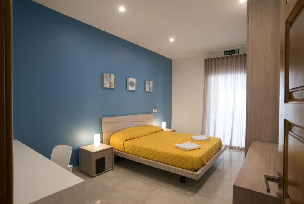 The Sea-Bank Villa Apartments Marsaskala Exterior photo